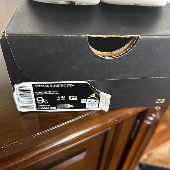 Toddler boy used sneakers - Picture 5 of 9